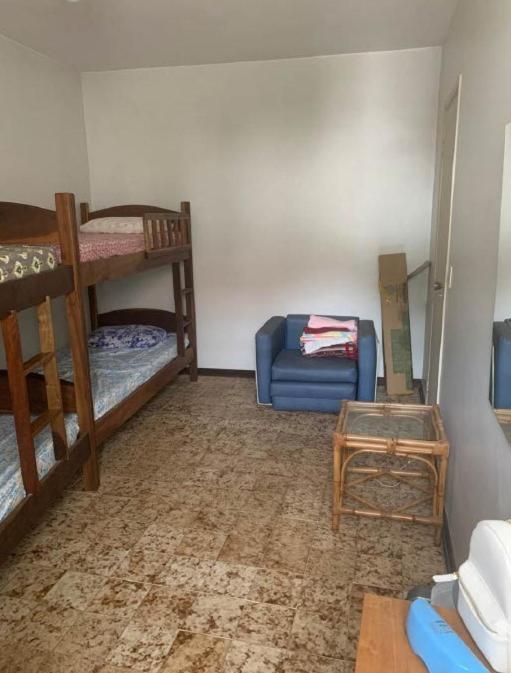 Apartamento 2 Quartos A 5 Minutos A Pe Da Praia Da Enseada 瓜鲁雅 外观 照片